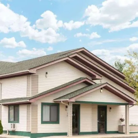 Super 8 By Wyndham Twinsburg/Cleveland Area-3